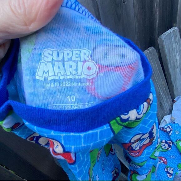 Super Mario Boys 4-Piece Cotton Pajama Set, Size 10 - Picture 6 of 11